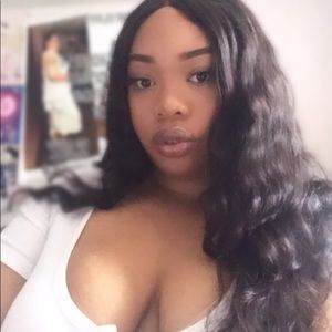 Meet your Posher, Neresa
